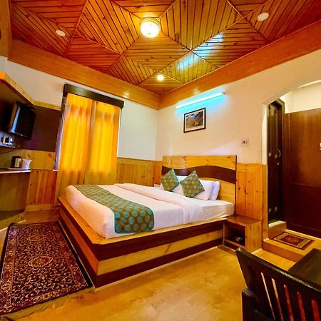 Hotel Rollingrang كالبا المظهر الخارجي الصورة
