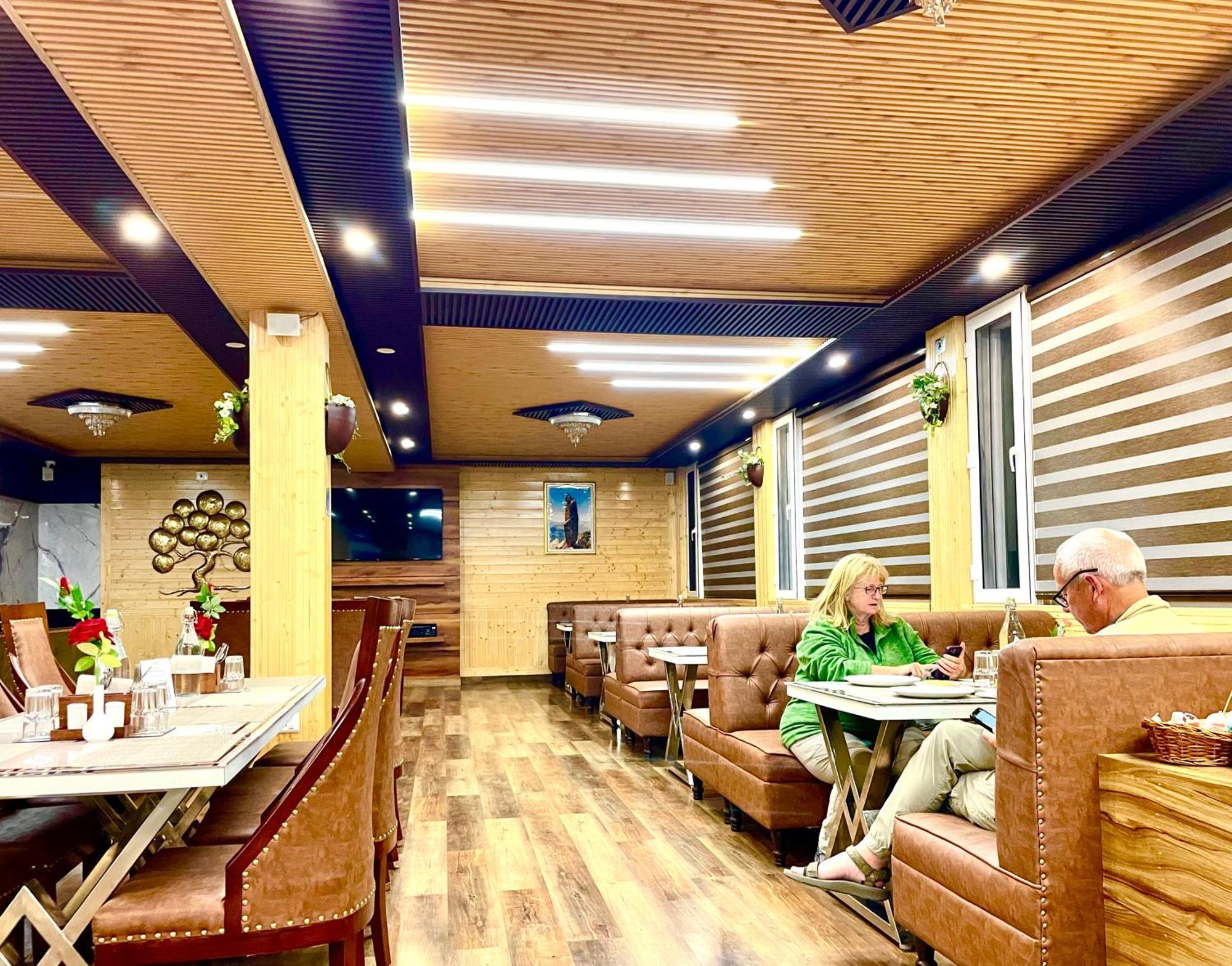 Hotel Rollingrang كالبا المظهر الخارجي الصورة