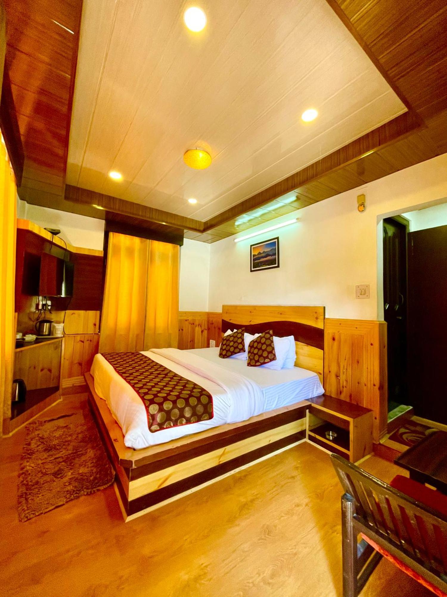 Hotel Rollingrang كالبا المظهر الخارجي الصورة
